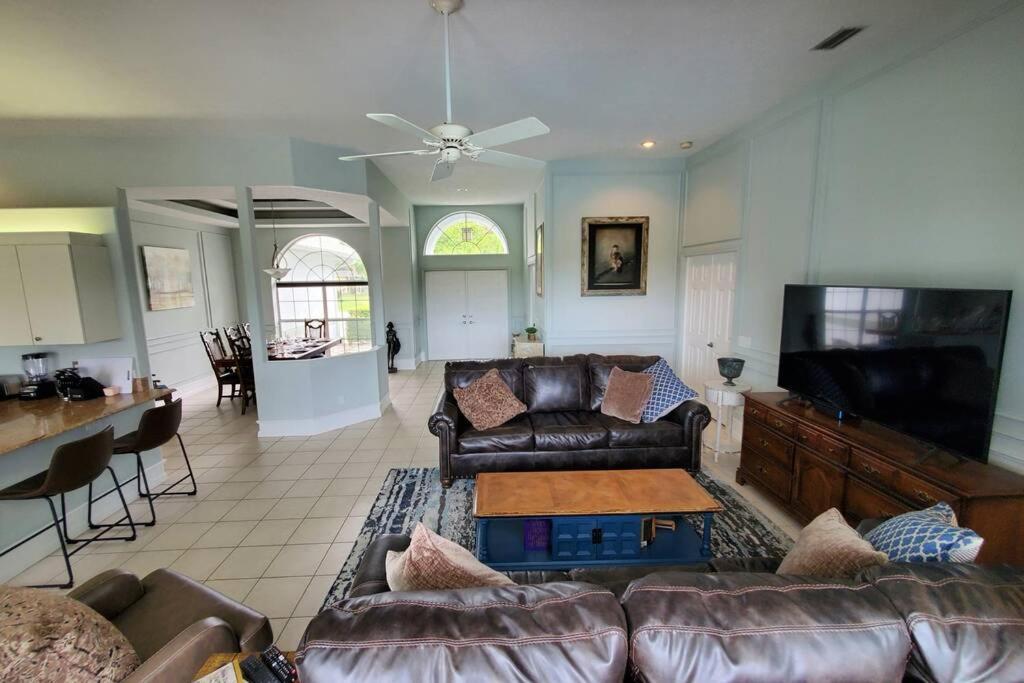 Our Beautiful Florida Vacation Home With Heated Pool Port St. Lucie Luaran gambar