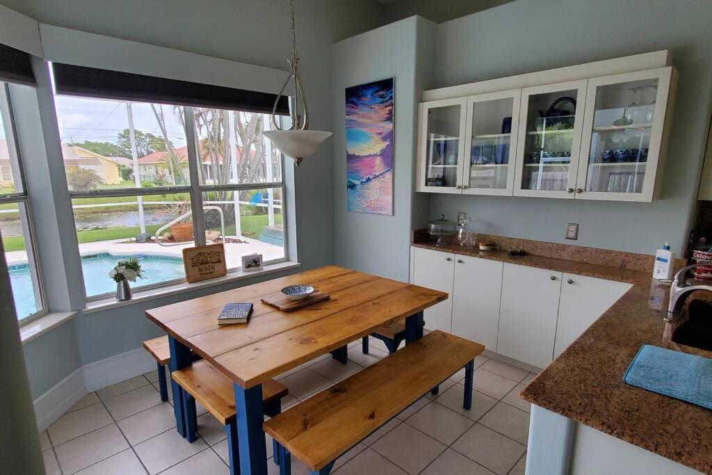 Our Beautiful Florida Vacation Home With Heated Pool Port St. Lucie Luaran gambar