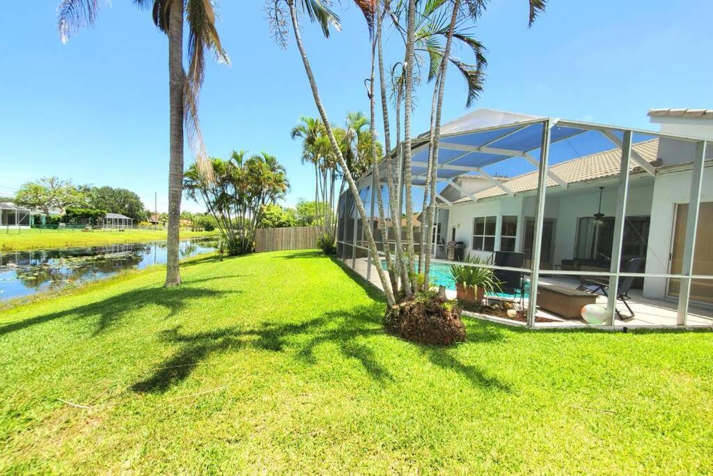 Our Beautiful Florida Vacation Home With Heated Pool Port St. Lucie Luaran gambar