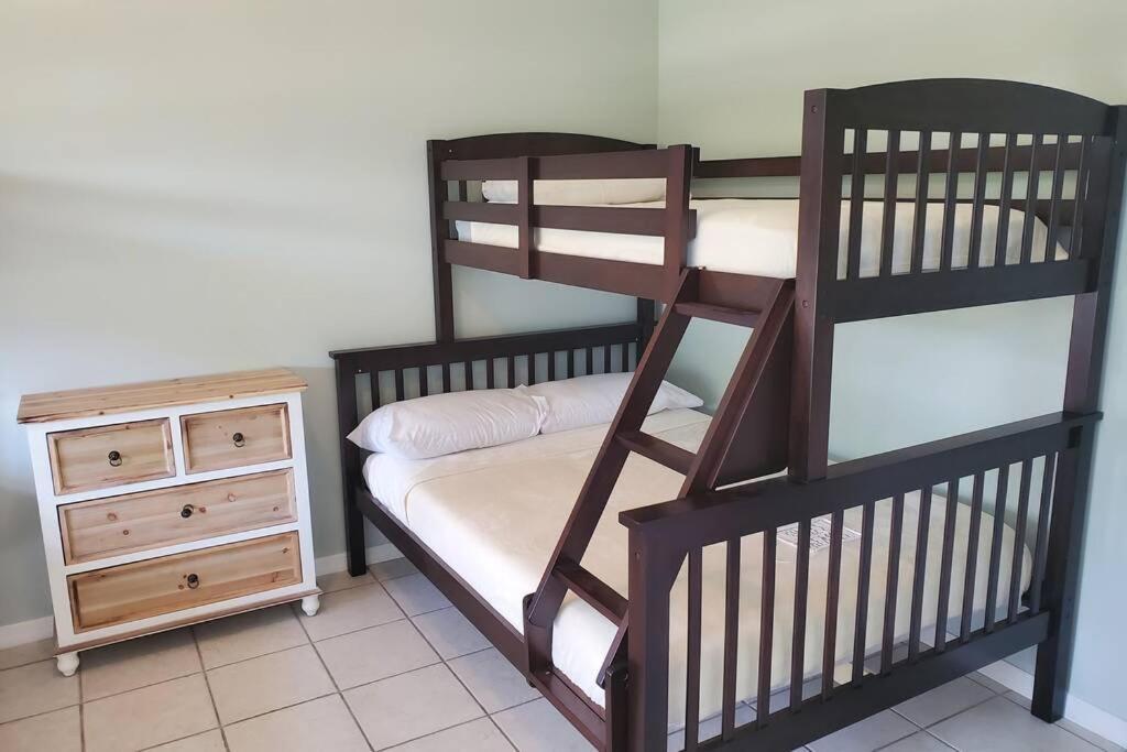 Our Beautiful Florida Vacation Home With Heated Pool Port St. Lucie Luaran gambar